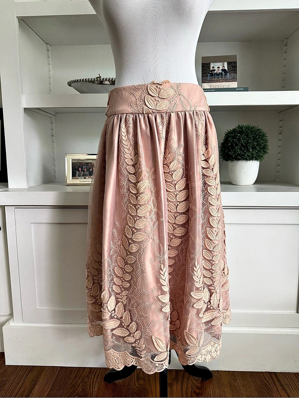 Eliza J Embroidered Tulle A-Line Skirt - Picture 2 of 10
